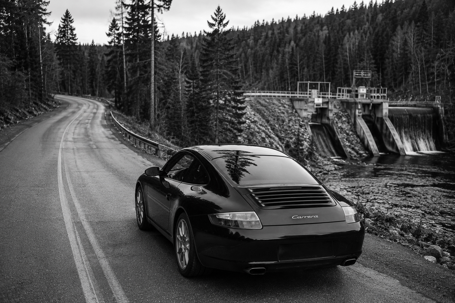 Porsche 996 911 Carrera in profile, the under-rated 911